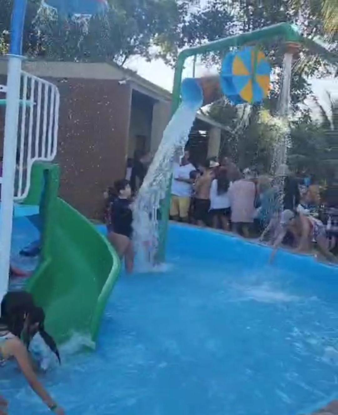 Aldeia Do Lago Caldas Novas Lindo Apt Com Cozinha Mobilia Nova Pode Levar Bebidas Na Area Das Piscinas Eksteriør bilde
